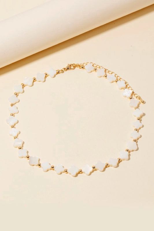 Mother of Pearl Clover Beaded Choker Necklace